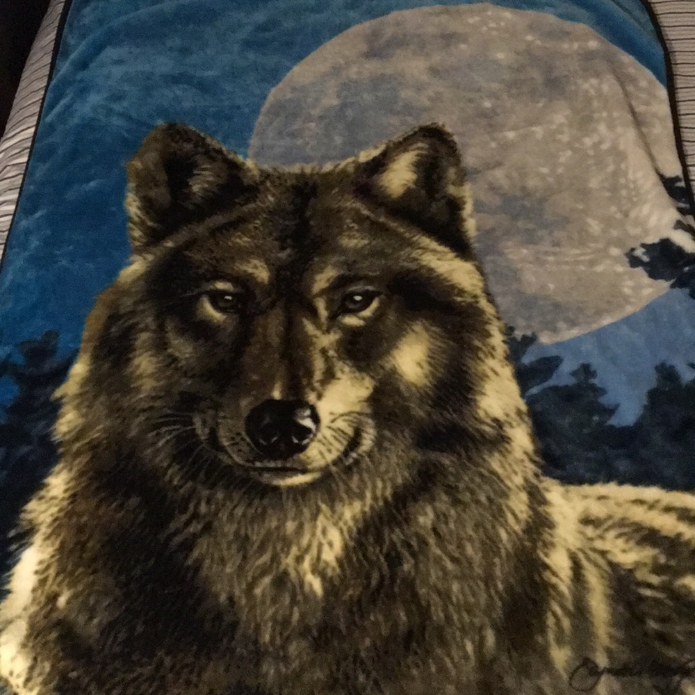 James Meger Wolf & Moon Excellent Fleece Blanket
